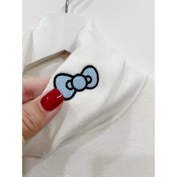 NWT Hello Kitty x Forever 21 Turtleneck Sweater Top - Picture 6 of 9